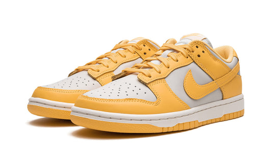 Nike Dunk Low "Citron Pulse" (W)
