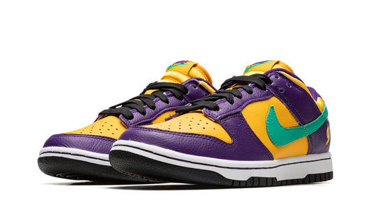 Nike Dunk Low "Lisa Leslie" (W)