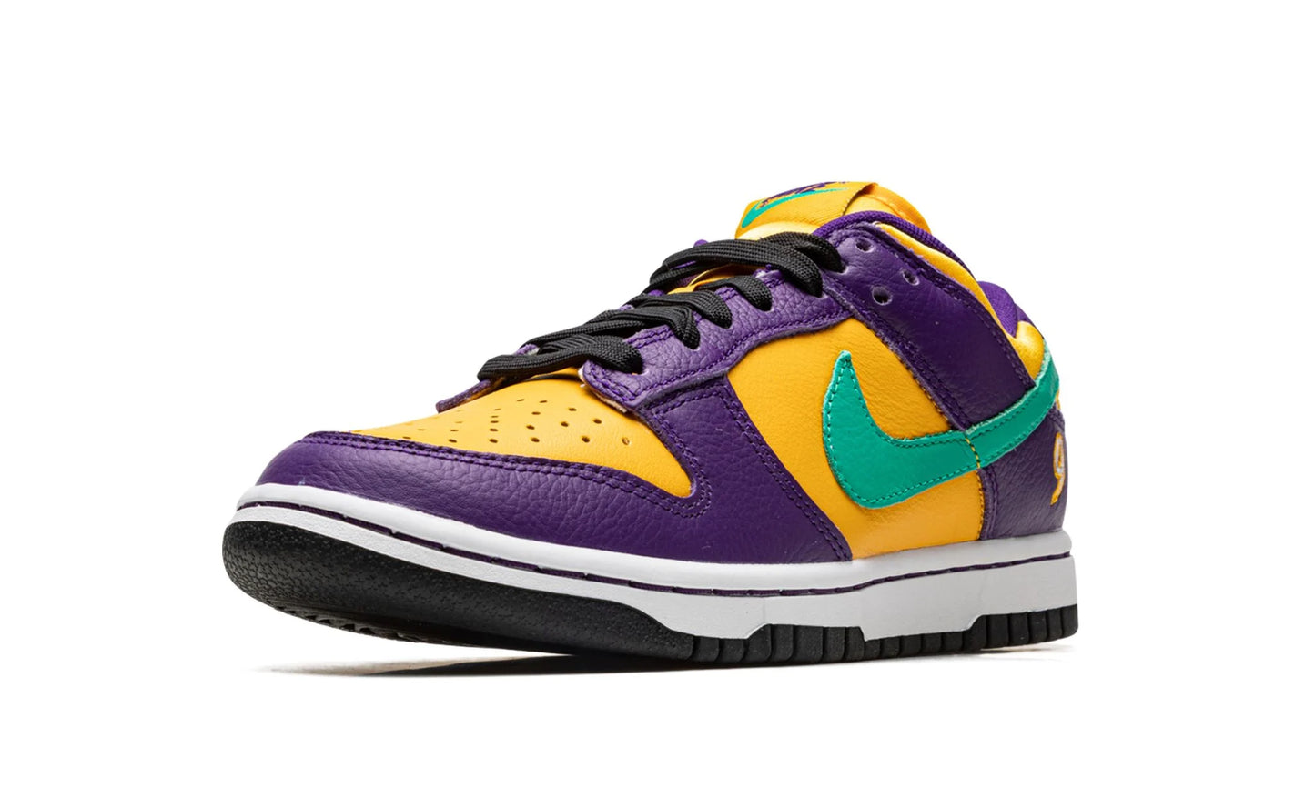 Nike Dunk Low "Lisa Leslie" (W)