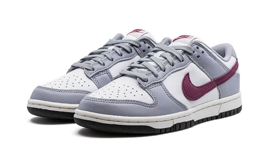 Nike Dunk Low "Pale Ivory / Redwood" (W)