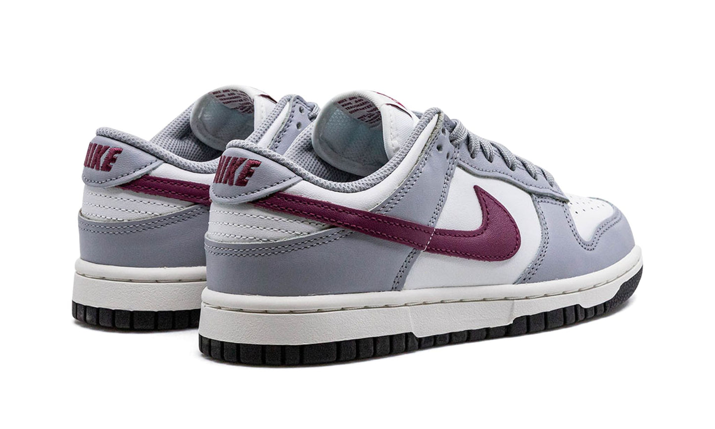 Nike Dunk Low "Pale Ivory / Redwood" (W)