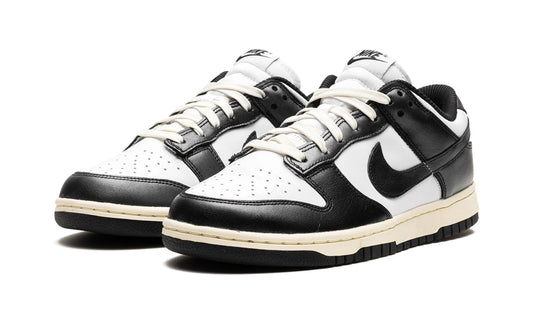Nike Dunk Low "Vintage Panda" (W)