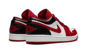 Jordan 1 Low "Bulls"