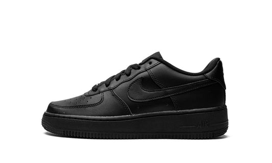 Nike Air Force 1 LE "Black"