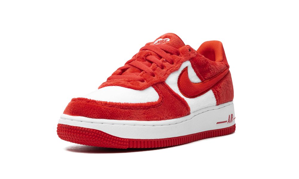 Nike Air Force 1 "Valentines Day 2024"