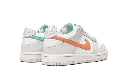 Nike Dunk Low "Tropical Twist"