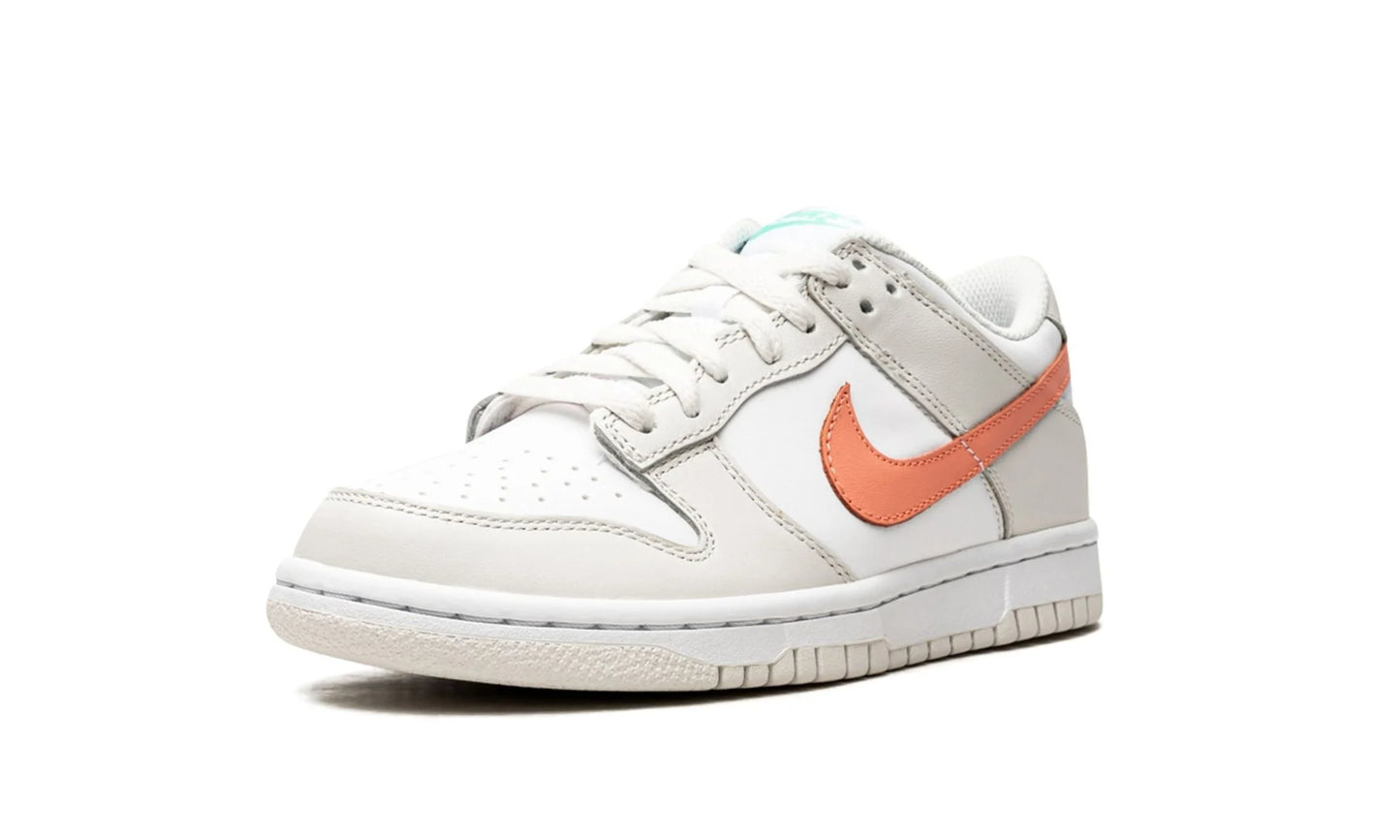 Nike Dunk Low "Tropical Twist"