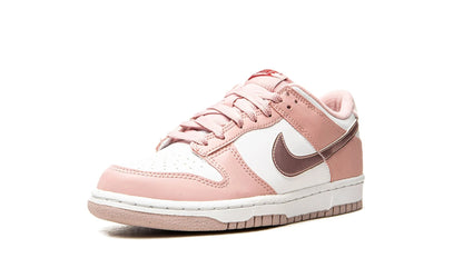 Nike Dunk Low "Pink Velvet"