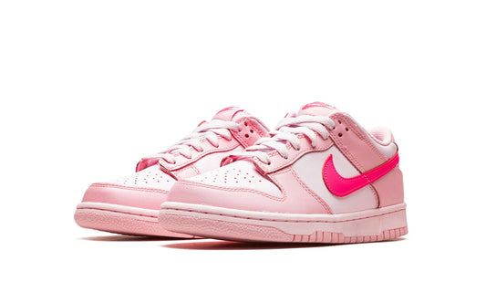Nike Dunk Low Triple Pink