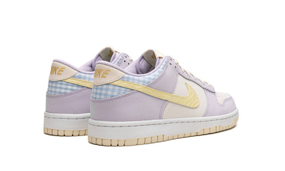 Nike Dunk Low SE "Easter"