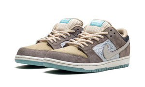 Nike Dunk Low SB "Big Money Savings"