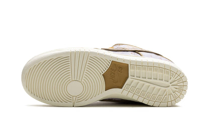 Nike Dunk Low SB "City Of Style"