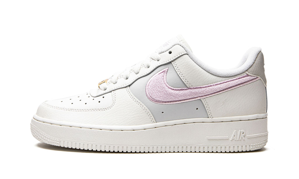 Nike Air Force 1 Low '07 "White Pink"