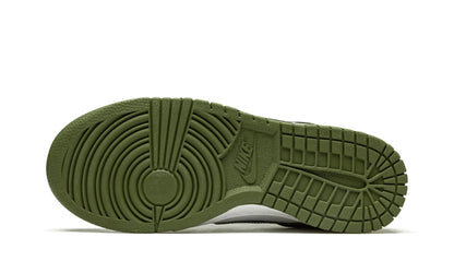 Nike Dunk Low "Medium Olive" (W)