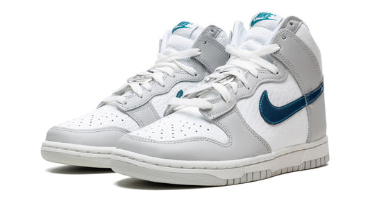 Nike Dunk High FLS (W)