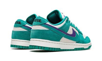 Nike Dunk Low SE '85 "Neptune Green" (W)