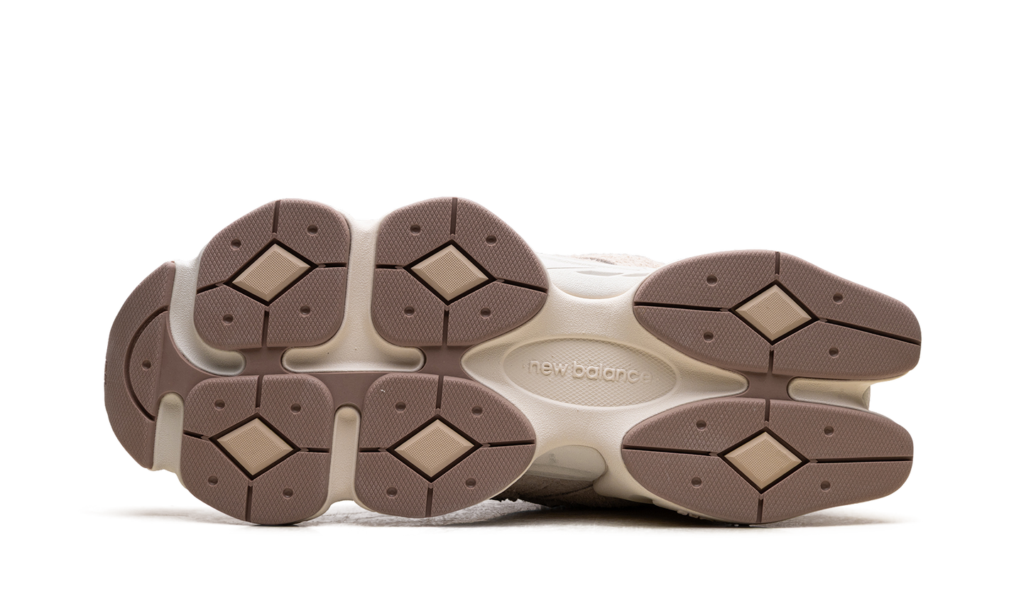 New Balance 9060 "Bisque Sea Salt"